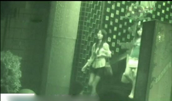 ��ڷ籩 ���Ϻ����������˼䡱��ڰ���ͼ��