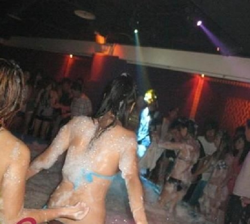 KTV������ŮŮ������ԡ ���