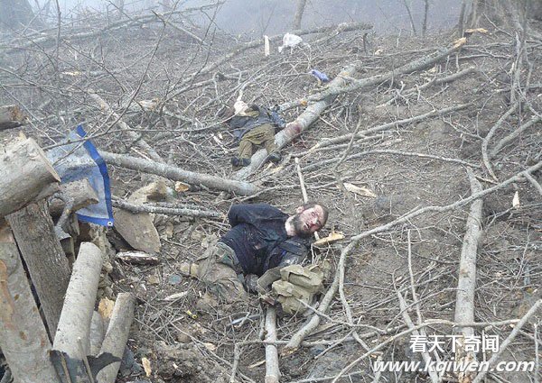 ����Ͷ4�ֵ�ҩը�ٿֲ����ӱ����� ʬ���������(ֱ����ͼ57P)